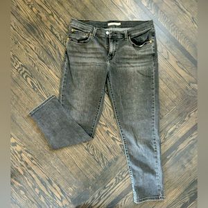 Classic Levi “boyfriend” jeans, size 31, mid/high rise straight leg